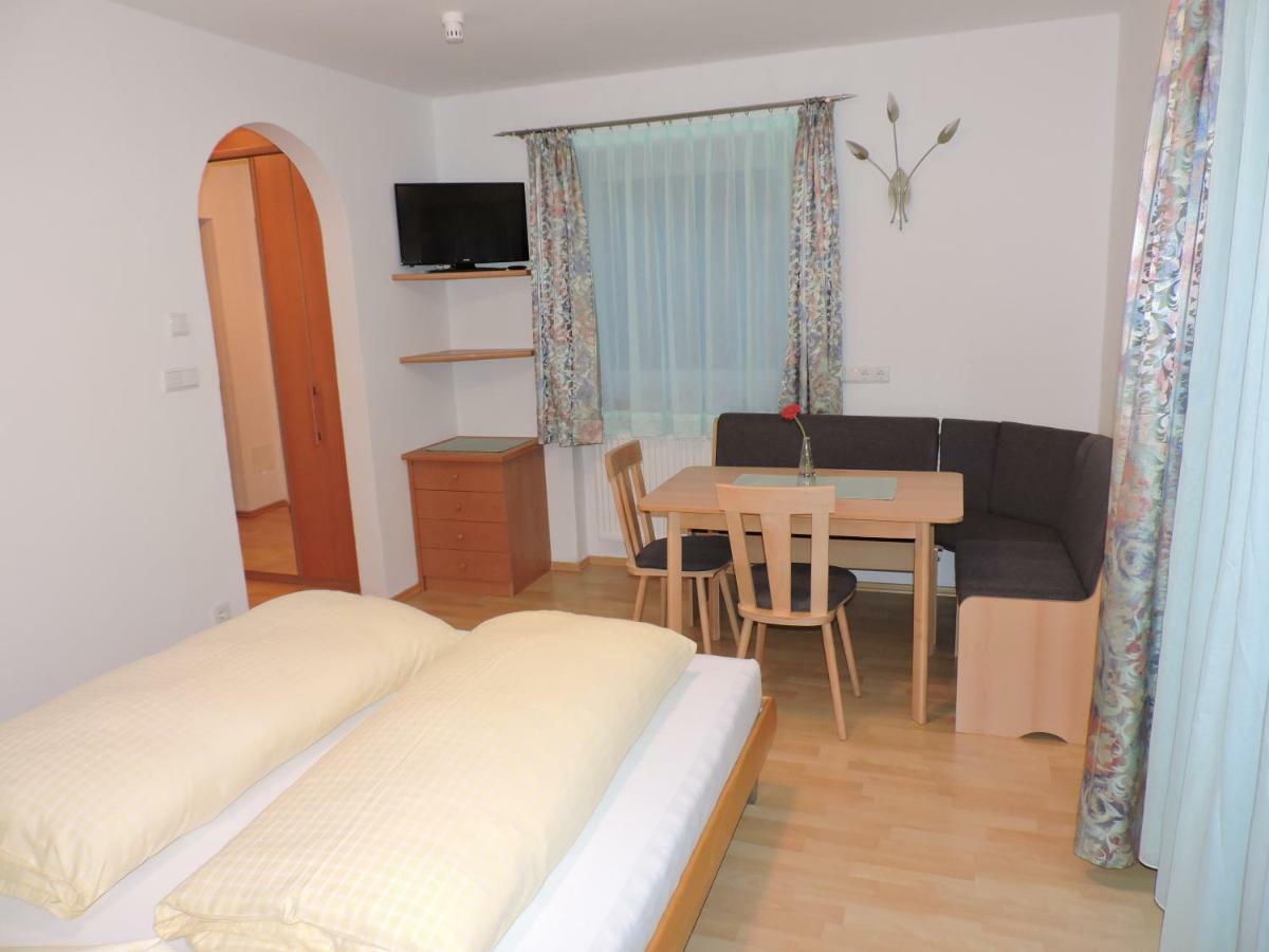 Kuehlerhof Aparthotel Anterselva di Mezzo Bagian luar foto