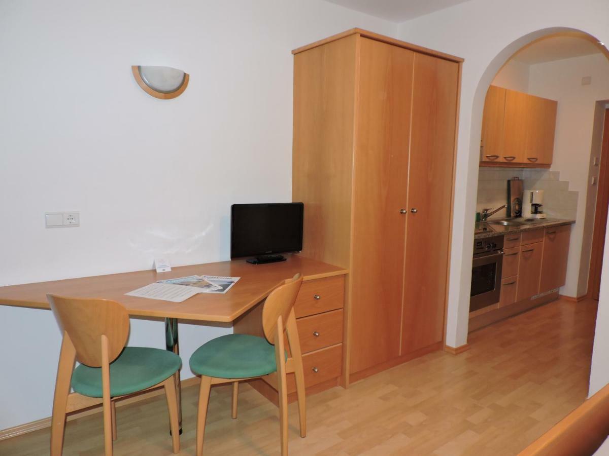 Kuehlerhof Aparthotel Anterselva di Mezzo Bagian luar foto